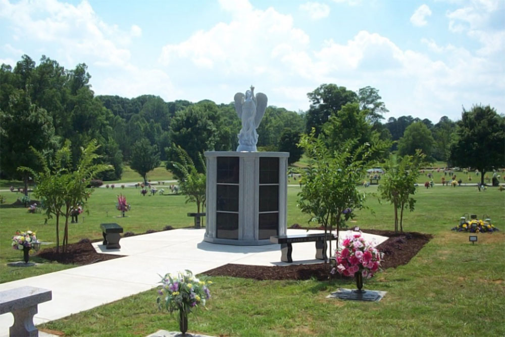 Columbaria with Angel - 60 Niche